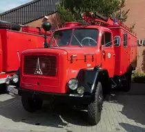 =Magirus Deutz Mercur als Einsatzfahrzeug für den Zivilen Bevölkerungsschutz, ausgestellt beim  Roten Sommer  2018 in Fulda. Die zweitägige Veranstaltung  Roter Sommer  erinnert an die Bedeutung der vielen Hilfsorganisationen. Mai 2018