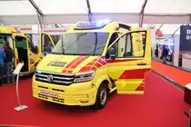 Profile VW Carfter Vorführrungs RTW am 18.05.18 auf der RettMobil in Fulda 