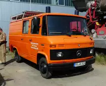 =MB T2, ehemaliges Fahrzeug des Katastrophenschutz Ostholstein, ausgestellt beim  Roten Sommer  2018 in Fulda. Die zweitägige Veranstaltung  Roter Sommer  erinnert an die Bedeutung der vielen Hilfsorganisationen. Mai 2018