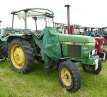 =John Deere 1040, gesehen bei den Schlepperfreunden Auenberg im Mai 2018
