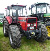 =MF 293, gesehen bei den Schlepperfreunden Auenberg im Mai 2018