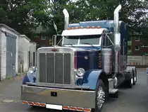 Peterbilt Sattelzugmaschine auf dem US-Truck-Treffen Krefeld am 03.06.2018.