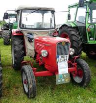=Güldner G 40, Bj. 1966, ausgestellt bei den Schlepperfreunden Auenberg im Mai 2018
