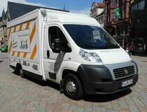 =Fiat Ducato der Bäckerei KOCH steht im Mai 2018 auf dem Quedlinburger Wochenmarkt