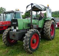 =Fendt Favorit 612 S, ausgestellt bei den Schlepperfreunden Auenberg im Mai 2018