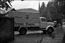 Knnte aus den 1950er Jahren sein.... Mercedes von Vormann Brauerei. (05.10.2008)
