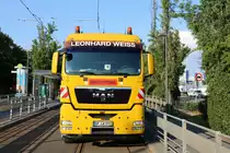 Leohnard Weiss MAN TGX Schwertransporter am 16.06.18 in Frankfurt am Main 