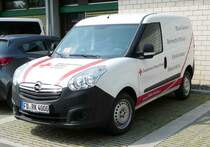 =Opel Combo als Dienstfahrzeug des DRK Fulda, gesehen beim  Roten Sommer  2018 in Fulda.