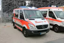 Die Johanniter Nürnberg Mercedes Benz Sprinter am 23.06.18 auf den Norisring beim DTM Rennen. Der Bereich wurde abgesperrt ich durfte aber durch eine Erlaubnis des Einsatzleiter Fotos machen