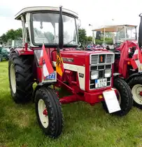 =IHC D 453, Bj. 1971, ausgestellt bei den Schlepperfreunden Auenberg im Mai 2018