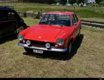 Fita 124 Sport Oldtimer an einer kleine Oldtimer Ausstellung auf dem Areal von La Traction in Pre Petitjean am 23.06.2018