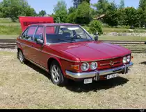 Roter Tatra T 613 Oldtimer an einer kleine Oldtimer Ausstellung auf dem Areal von La Traction in Pre Petitjean am 23.06.2018