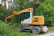 Strabag Liebherr 918 Compact am 24.06.18 in einen Wald bei Nürnberg