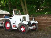 Dieser Ursus Eilbulldog stand auf dem nahegelegenen Parkplatz beim Lugauer Treffen 2008 