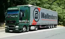 =MAN-Sattelzug der Spedition WALLENBORN rastet an der A 5 im Juli 2018