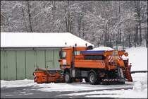 Actros 1831 r�umt den Platz. (13.02.2009)