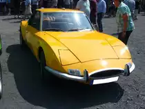 Matra M530 LX. 1968 - 1973. Der 530 wurde auf dem Genfer Salon 1967 vorgestellt. Als Motorisierung wurde ein V4-motor aus dem Regal von Ford mit 1.699 cm³ Hubraum und 73 PS verbaut. Mit der Modellbezeichnung M530 LX wurden Fahrzeuge versehen, die ab 1970 produziert wurden. Von diesem recht skurril wirkenden Auto verkaufte Matra knapp 9600 Autos. Der Kaufpreis für einen solchen M530 LX betrug damals ca. DM 11.700,00. Oldtimertreffen Zeche Hannover in Herne am 22.07.2018.