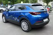 Der neue Opel Grandland X auf der Autoschau in Krefeld an der Rennbahn, 24.6.18