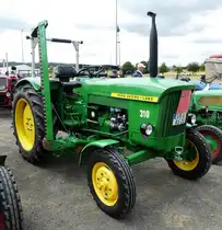 =John Deere - Lanz 310, gesehen bei den Motorrad-Oldtimer-Freunden Kiebitzgrund im Juni 2018