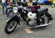 =Adler, gesehen bei den Motorrad-Oldtimer-Freunden Kiebitzgrund im Juni 2018