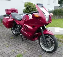 =BMW K 1100 RS, gesehen bei den Motorrad-Oldtimer-Freunden Kiebitzgrund im Juni 2018