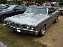 Chevrolet Chevelle Malibu Coupe SS396 aus dem Jahr 1967. Die Baureihe Chevelle Malibu war als Coupe (Foto), Convertible (Cabriolet) und Wagon (Kombi) lieferbar. Die SS396 Modelle waren besonders sportlich ausgestattet. Die Modelle konnten mit Sechszylinderreihenmotoren mit 3.8l und 4.1l Hubraum und V8-motoren mit 4.6l, 5.4l und 6.4l Hubraum bestellt werden. 15. US-Cartreffen am 28.08.2018 am CentroO. 