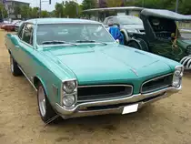 Pontiac Le Mans Coupe aus dem Modelljahr 1966 im Farbton reef turquoise. Der Wagen leistet 286 PS aus 5351 cm³ Hubraum. 15. US-Cartreffen am 28.07.2018 am CentroO.