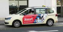 =VW Sharan als Taxi steht im Juli 2018 in Fulda