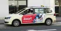 =VW Sharan als Taxi steht im Juli 2018 in Fulda