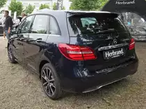 Mercedes-Benz B-Klasse auf der Autoschau in Krefeld an der Rennbahn, 24.6.18