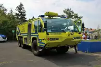 US Army Fire-Rescue Wiesbaden Airfield Rosenbauer Panther am 16.09.17 beim Tag der offenen Tür des THW Ortsverband Wiesbaden