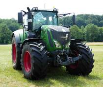 =Fendt 928 Vario steht auf dem Ausstellungsgelände bei den Fendt-Freunden Bad Bocklet im Juni 2018