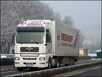 MAN TGA 18.430 D20 CommonRail der WEMHOFF Internationale Spedition&Transporte ist bei L�denscheid unterwegs. (15.02.2009)
