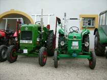 RS03/30Aktivist und Deutz schlepper im Schlo�hof des Landwirtschaftsmuseum Blankenhain