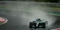 Mercedes-Benz F-1 Rennwagen im Regen auf dem Hungaroring am 28.07.2018.