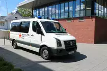 DRK Ortsverband Liederbach VW Crafter MTW (10/19/1) am 11.08.18 in Bad Soden am Taunus zur 150 Jahre Feier der Feuerwehr Bad Soden