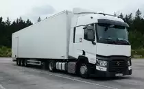 =Renault-Sattelzug rastet im Juni 2018 an der A 7