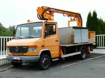 =MB Vario 612 D als Hubbühnenfahrzeug steht im Juli 2018 in Fichtelberg