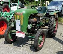 =Holder B 10, Bj. 1954, gesehen auf dem Ausstellungsgelände der Fendt-Freunde Bad Bocklet im Juni 2018