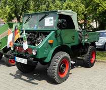 =Unimog U 411, Bj. 1962, gesehen auf dem Ausstellungsgelände der Fendt-Freunde Bad Bocklet im Juni 2018