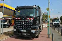 Saugbagger Frankfurt am Main Mercedes Benz Arocs am 23.08.18 in Enkheim 