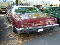 Heckansicht eines Pontiac Catalina fourdoor Sedan des Modelljahres 1973. 10. Dukes of Downtown am 01.09.2018 in Essen.