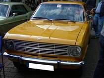 Opel Kadett B Limousine. 1965 - 1973. Wer kannte ihn nicht, den Millionenseller aus Bochum. Der Wagen war als zwei- und viertürige Limousine, als Coupe und als drei- und fünftüriges Kombimodell namens CarAvan lieferbar. Grundmotorisierung war ein Vierzylinderreihenmotor mit einem Hubraum von 1078 cm³, der 45 PS, 55 PS oder 60 PS leistete. 10. Dukes of Downtown am 01.09.2018.