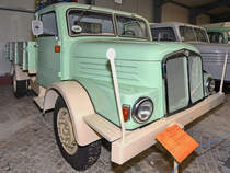 Ein LKW IFA S4000-I steht im Sächsischen Nutzfahrzeugmuseum Hartmannsdorf. (August 2018)