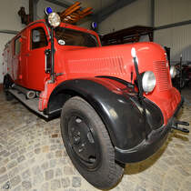 Ein Phänomen Granit 27 LF8 Löschfahrzeug steht im Sächsischen Nutzfahrzeugmuseum Hartmannsdorf. (August 2018)