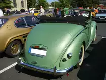Heckansicht eines Ford Taunus de Luxe Cabriolet aus dem Jahr 1950. 4. Ford Event am 02.09.2018 in Krefeld.