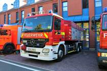Berufsfeuerwehr Mainz Mercedes Benz Actros WLF (Florian Mainz 1/65) am 08.08.18 beim Tag der offenen Tür an der Wache 1