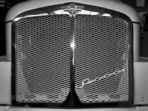 Kühlergrill an einem S4000-I, aufgenommen im Sächsischen Nutzfahrzeugmuseum Hartmannsdorf. (August 2018)