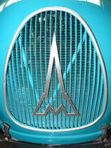 Kühlergrill an einem Magirus-Deutz S 3 500, aufgenommen im Sächsischen Nutzfahrzeugmuseum Hartmannsdorf. (August 2018)