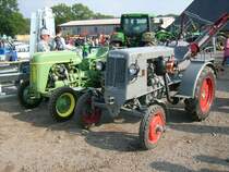 Schl�ter und Bautz auf dem Gel�nde des John Deere H�ndlers zum Schleppertreffen in Schellenberg 2008 